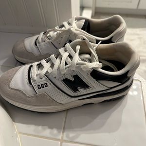 New worn twice new balance sneakers